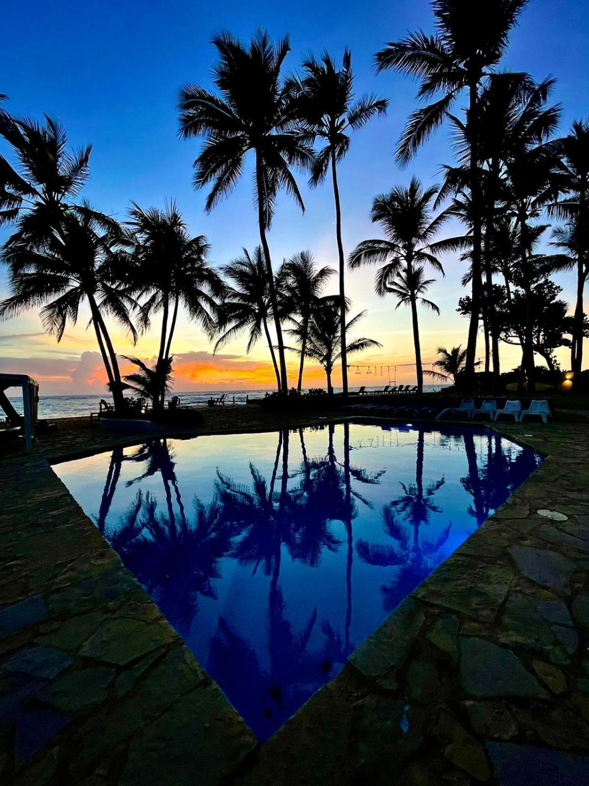 Kite Beach Oceanfront 1St Row Two Bedrooms And Patio كاباريتي المظهر الخارجي الصورة